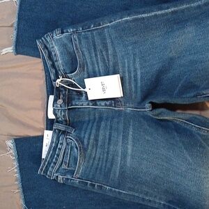 VERVET NWT HIGH RISE FLARE